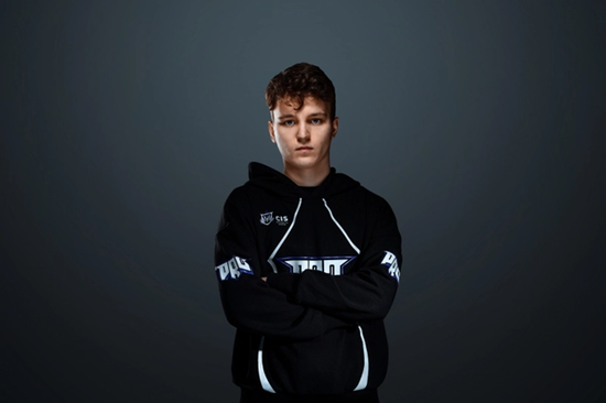 九号与无畏契约共同点燃巴黎冠军之夜